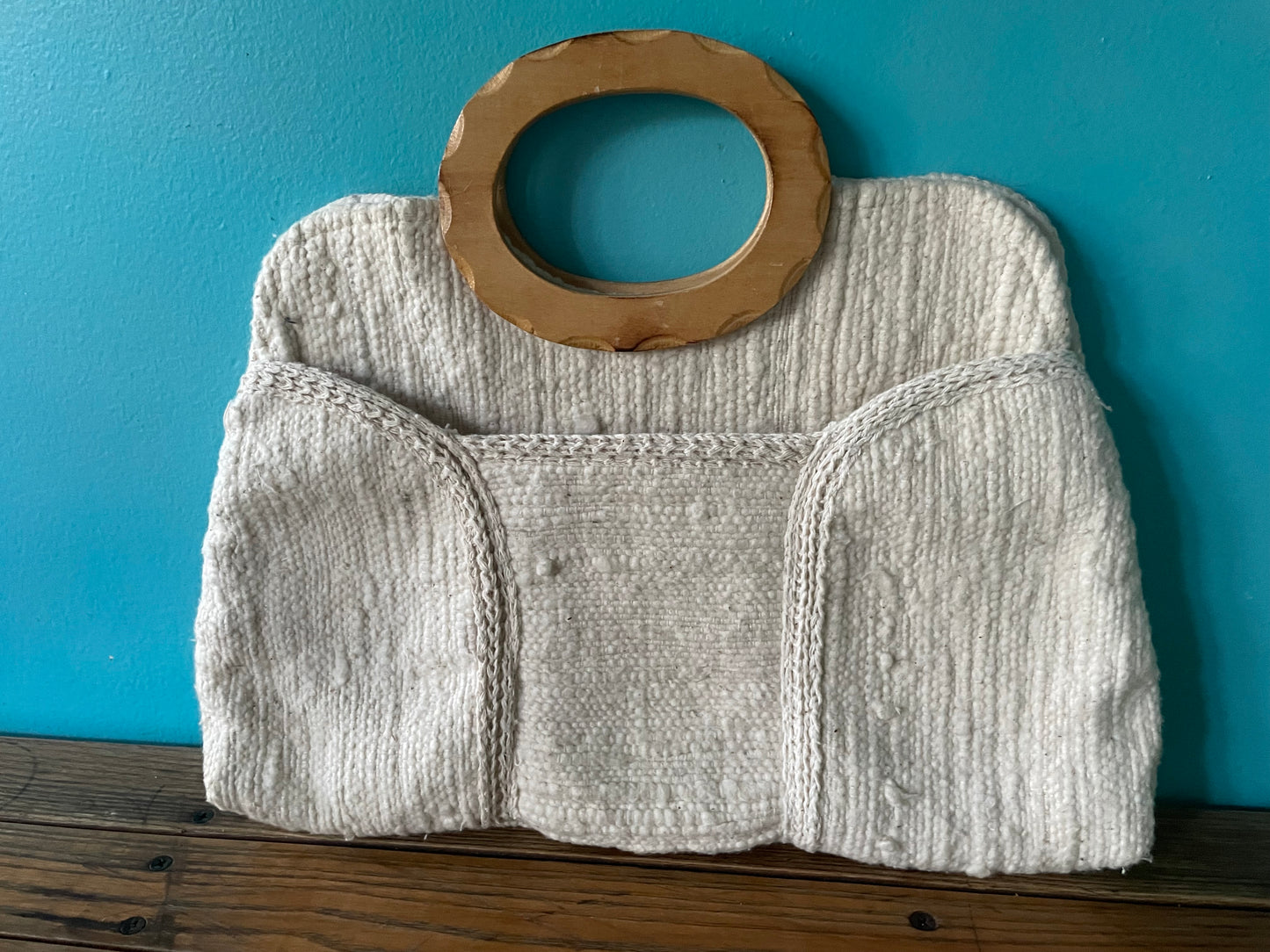 vintage wooden top handle nubby woven cream ivory purse handbag clutch
