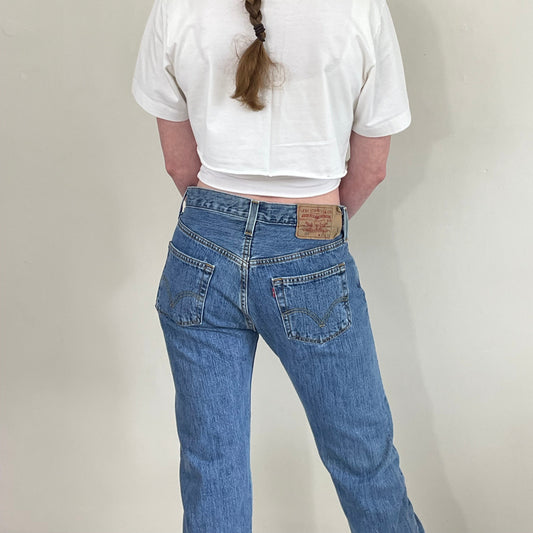 vintage Levis 501 button fly medium wash faded mid rise tall Levis 501 jeans size 30 x 33