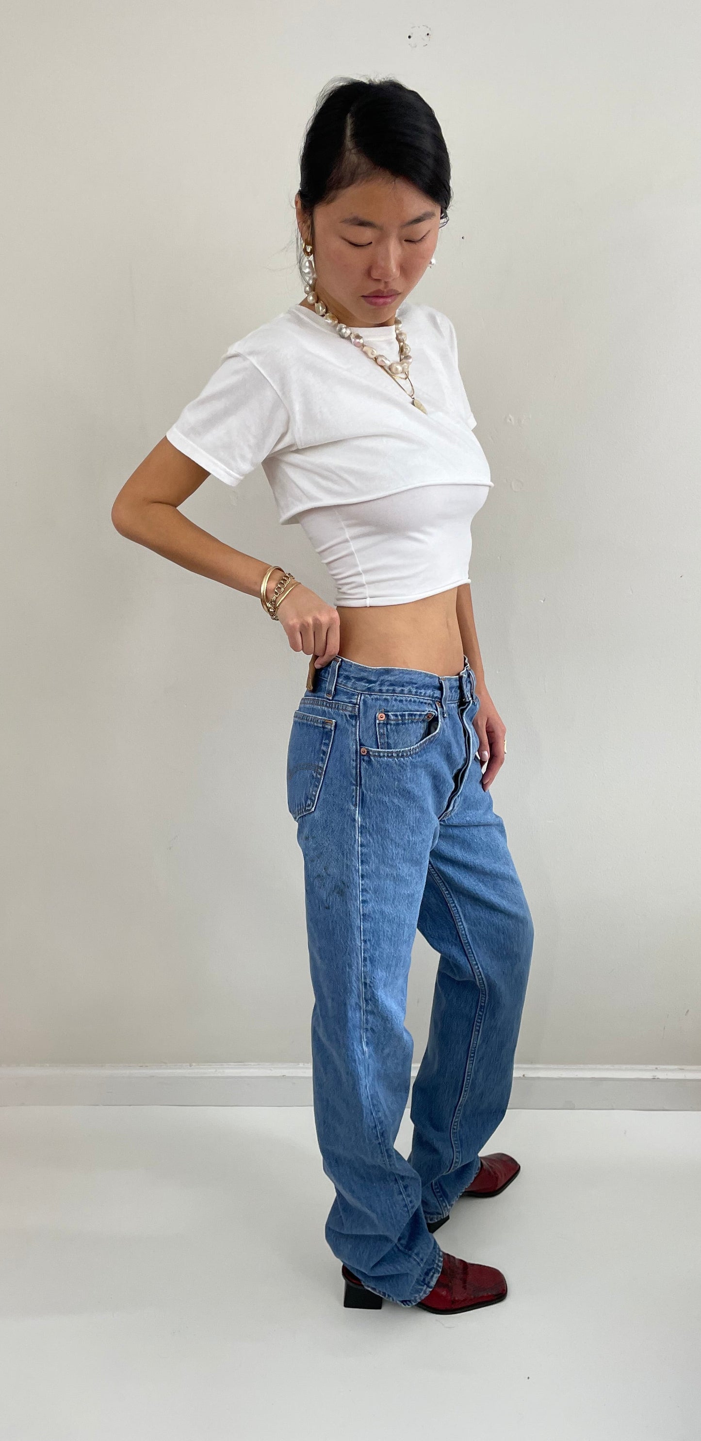 Vintage 80s Levis 501 Button Fly Tall Boyfriend Medium Wash Jeans 32x35