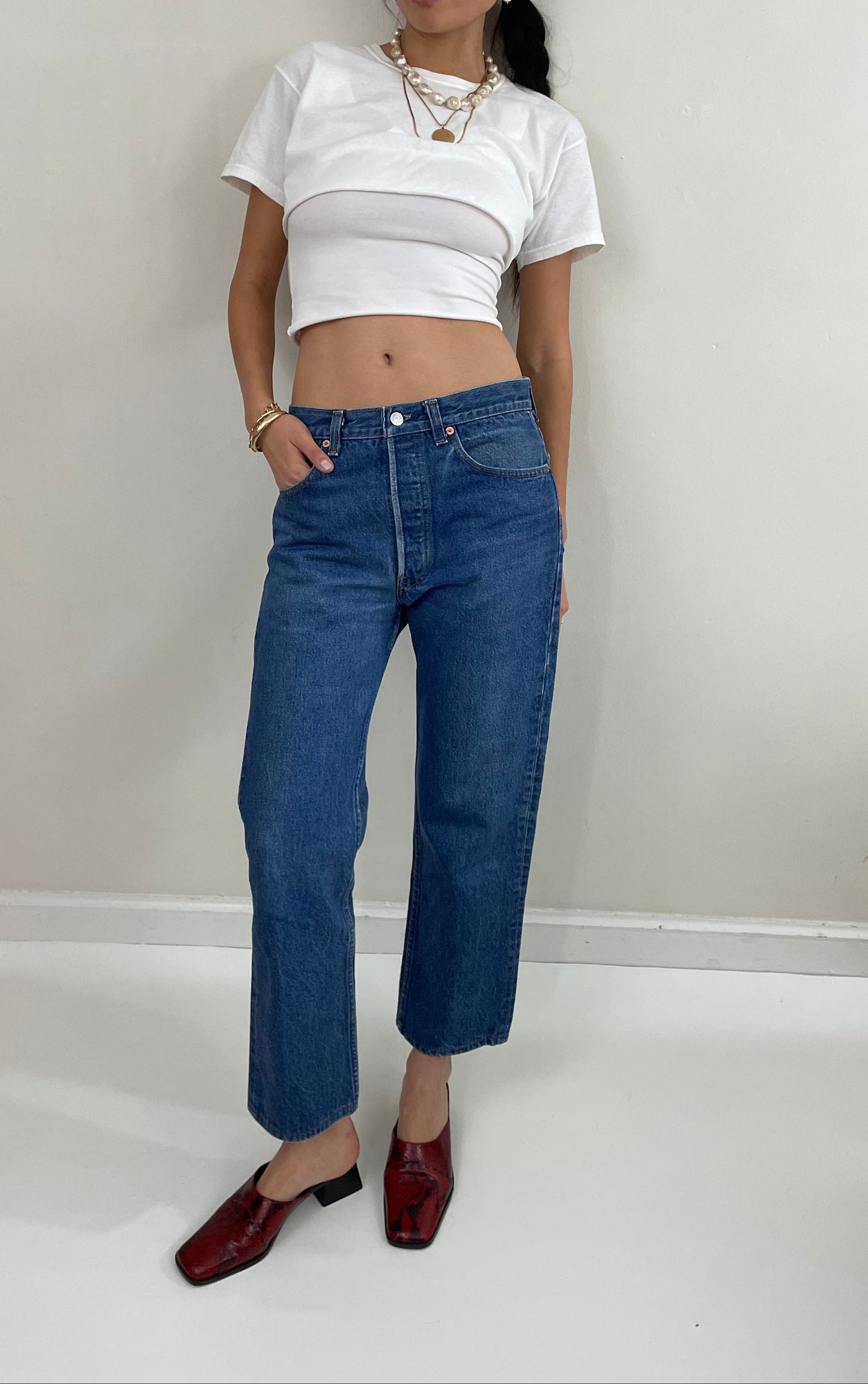 Vintage 80s Levi's 501 Medium Wash Button Fly Jeans USA size 31