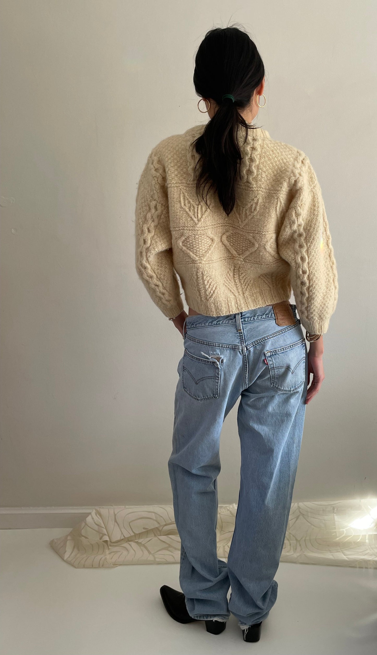 Vintage Levis 501 button fly soft faded tall boyfriend baggy jeans made in USA size 33