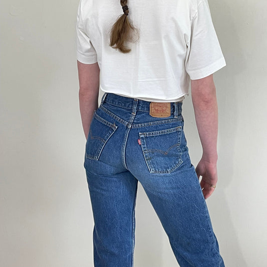 vintage 80s Levi's 501s button fly petite student fit medium wash Levis 701 jeans for women Small size 27 x 29