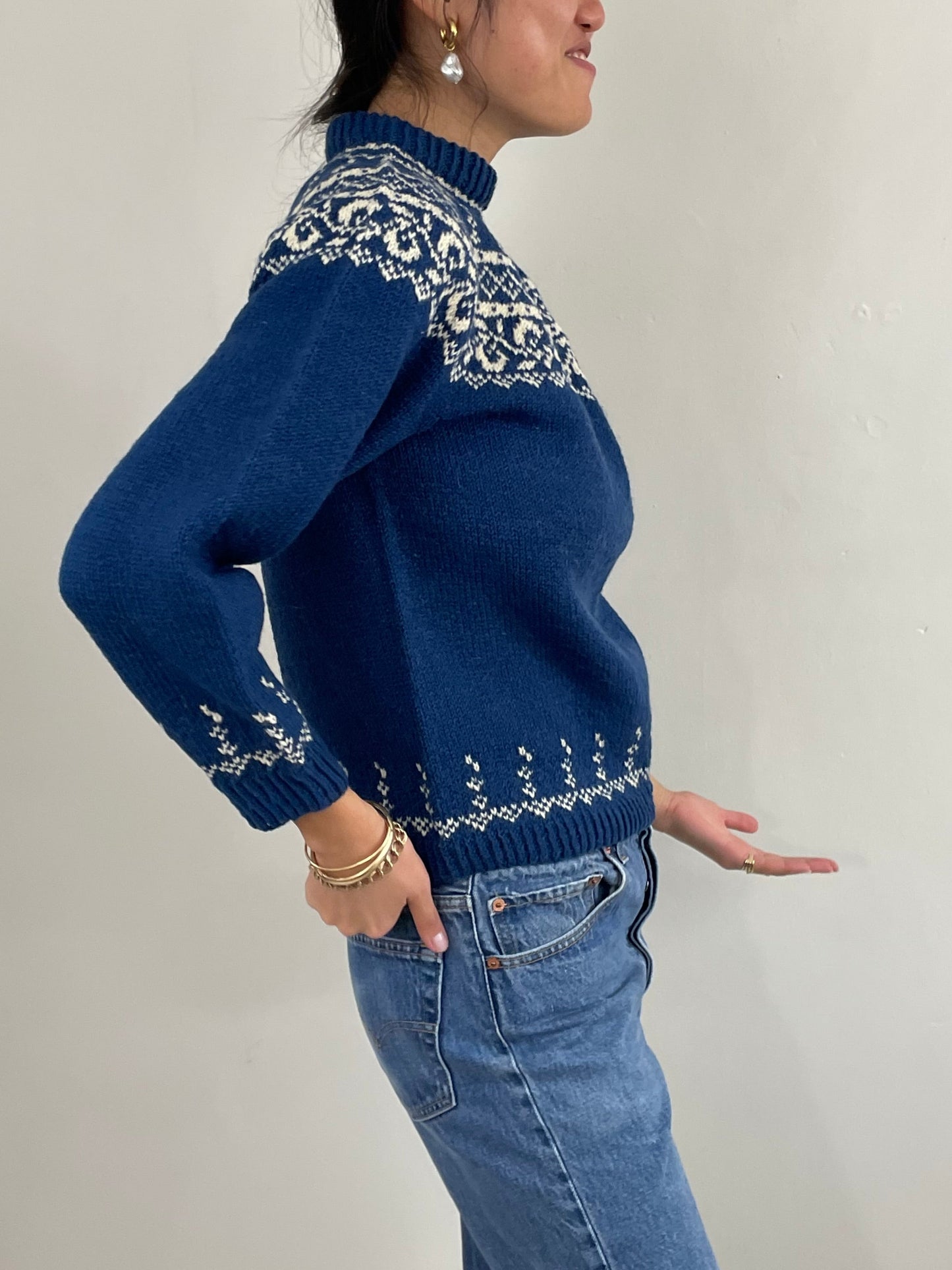 Vintage Hand Knit Swedish Fair Isle Wool Sweater Small