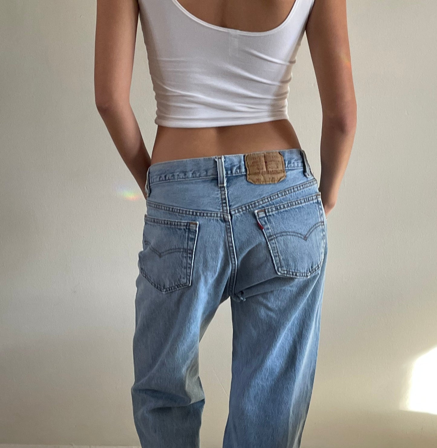 faded vintage Levis 501 button fly baggy boyfriend jeans size 32