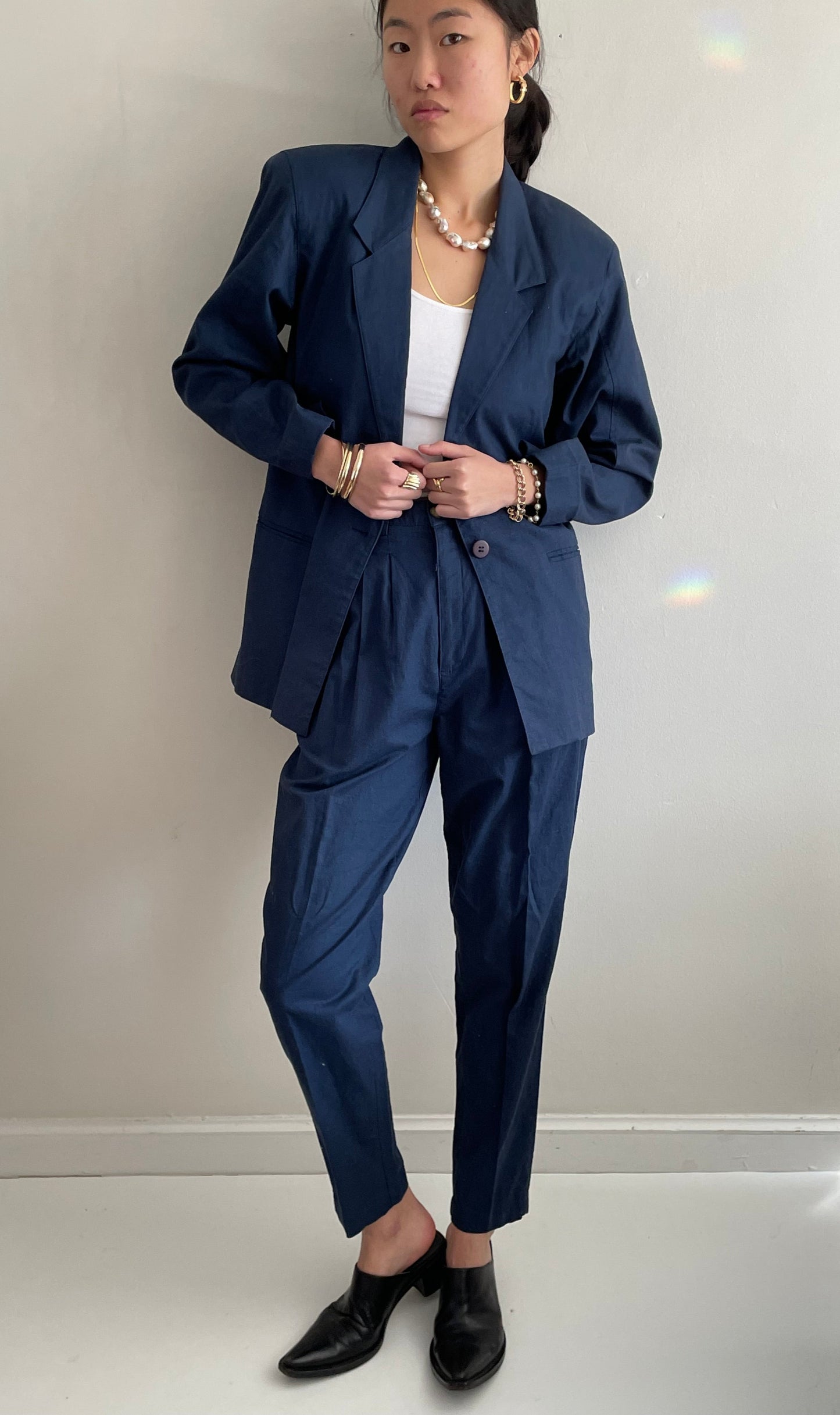 Vintage 90s Linen Pant Suit: blue blazer + pleated pants size 2/4