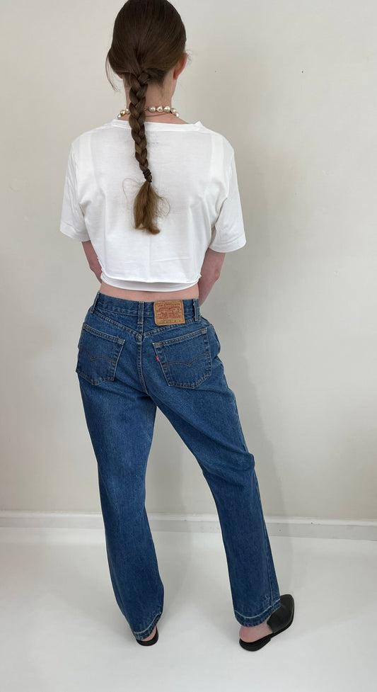 vintage 80s Levi's high waisted medium wash zipper fly Levis 505 cowgirl jeans for Women USA 28 x 31