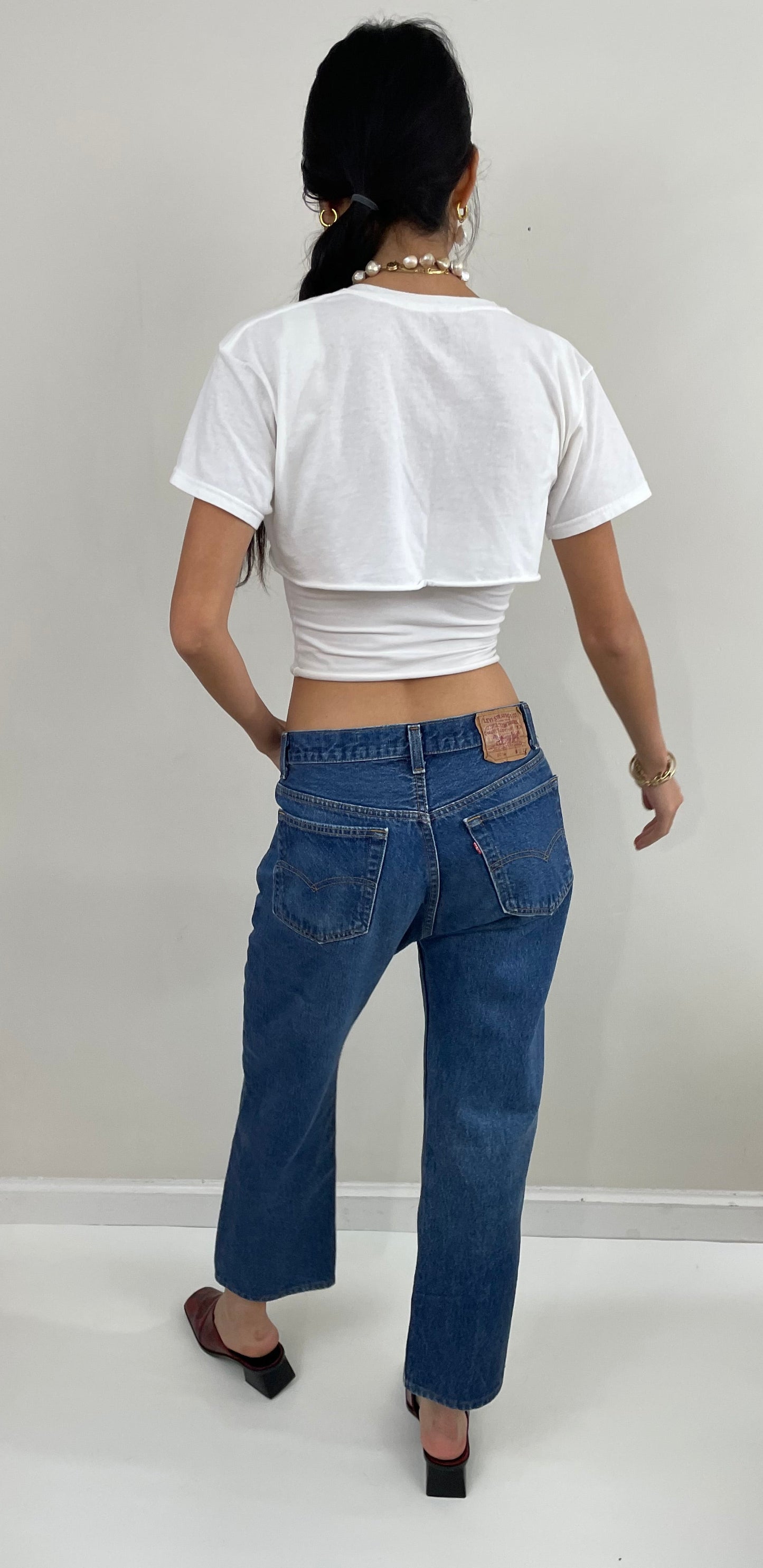 Vintage 80s Levi's 501 Medium Wash Button Fly Jeans USA size 31