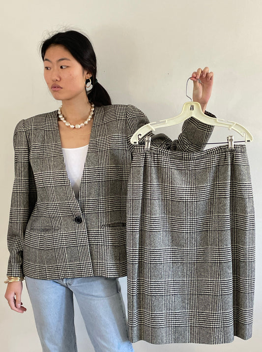 vintage blazer glen plaid wool collarless plunging single button blazer