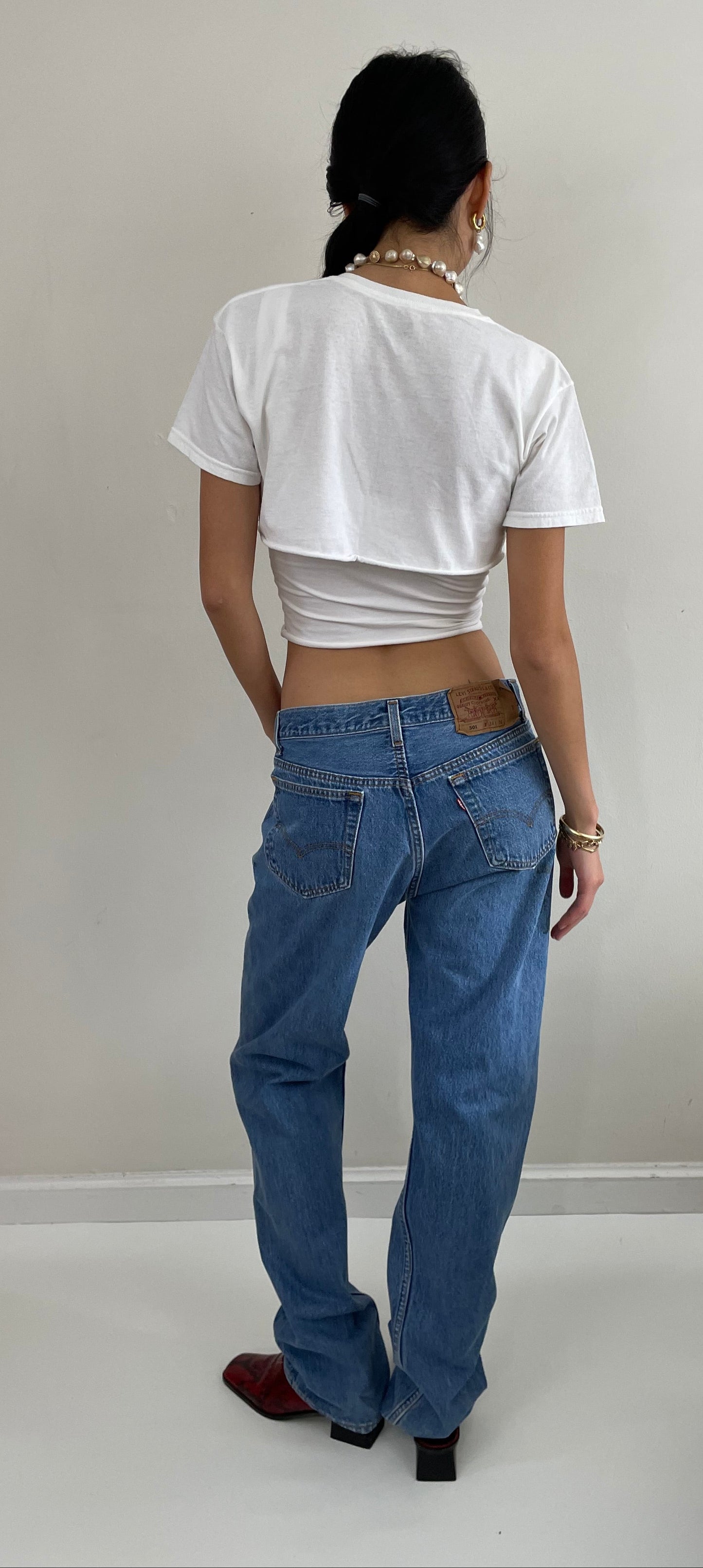 Vintage 80s Levis 501 Button Fly Tall Boyfriend Medium Wash Jeans 32x35