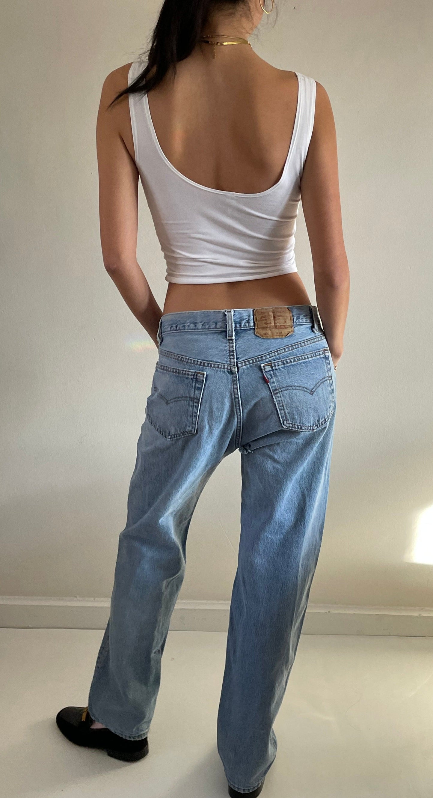 faded vintage Levis 501 button fly baggy boyfriend jeans size 32