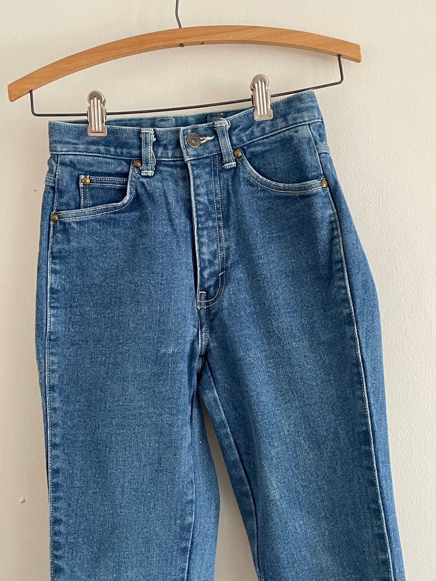 vintage 90s Sasson designer high waisted ankle zip tapered medium wash JAPAN student petite juniorjeans | size 0 23 waist XXS