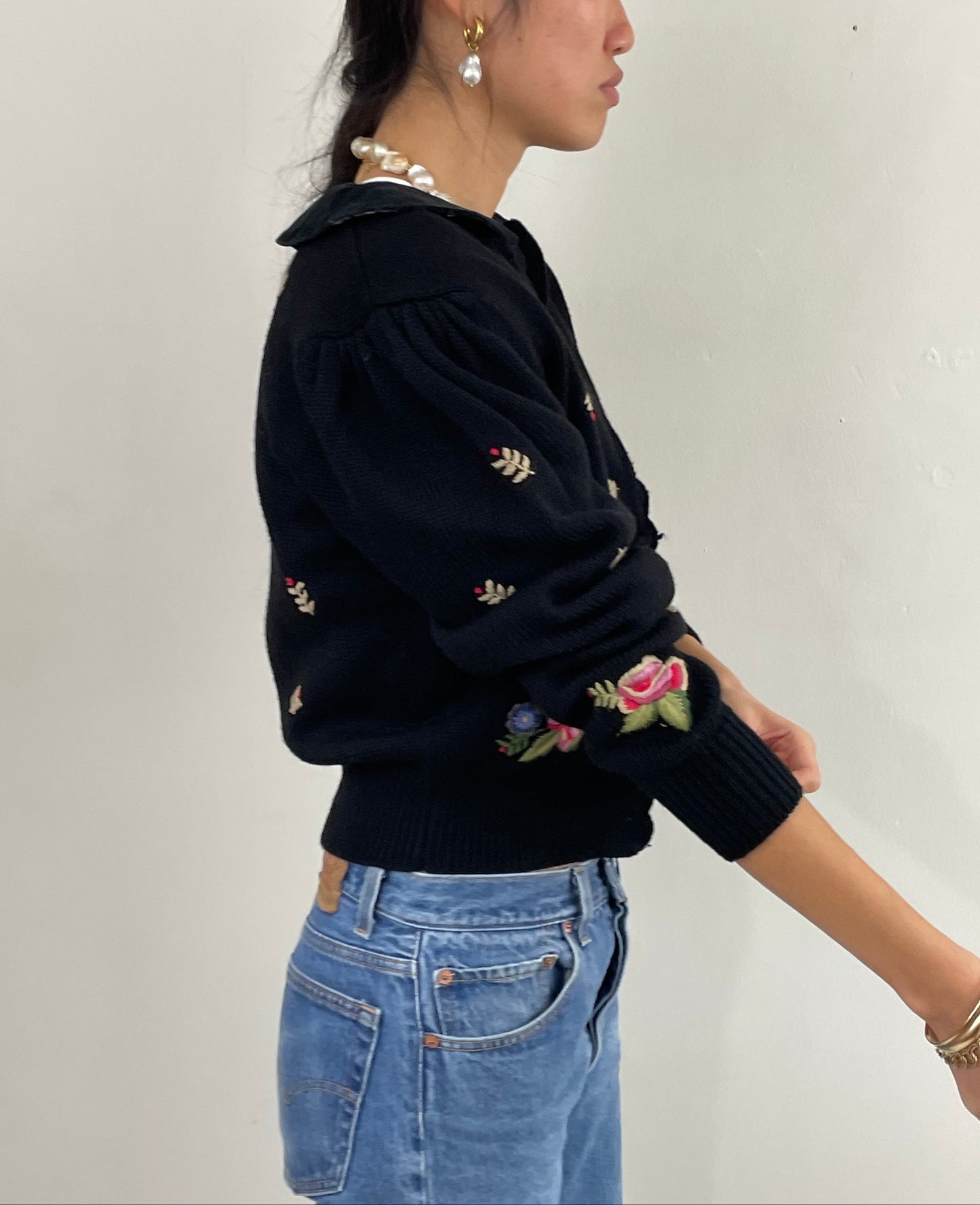 Vintage Embroidered Black Velvet Collar Cropped Cardigan M