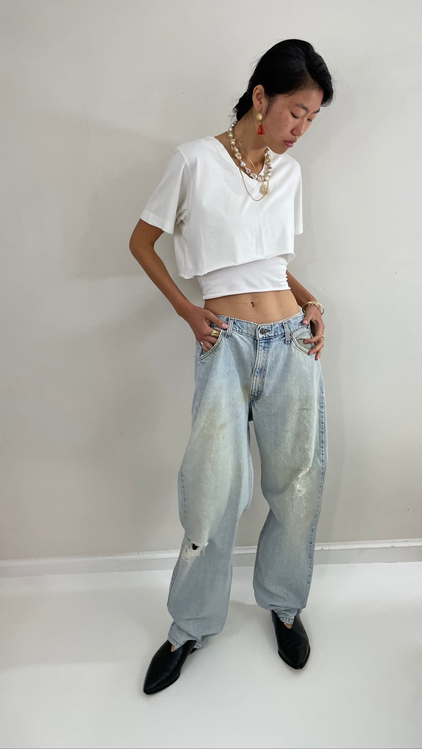 vintage Levi's  550 baggy faded light wash zipper relaxed fit tall Levis dad orange tab jeans size 35 x 33