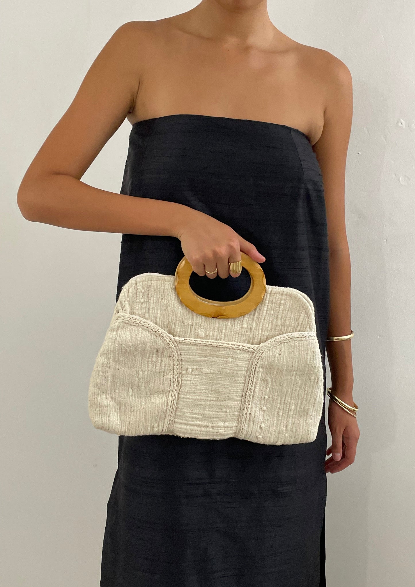 vintage wooden top handle nubby woven cream ivory purse handbag clutch