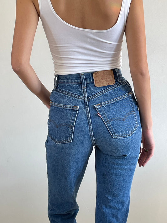 vintage Levi's 505 jeans high waisted slim petite for women Levis jeans size 25