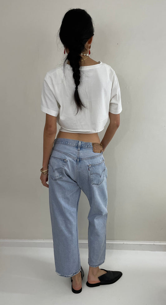 33 Vintage 80s Levis 501 button fly faded button fly boyfriend jeans made in USA size 33 x 26