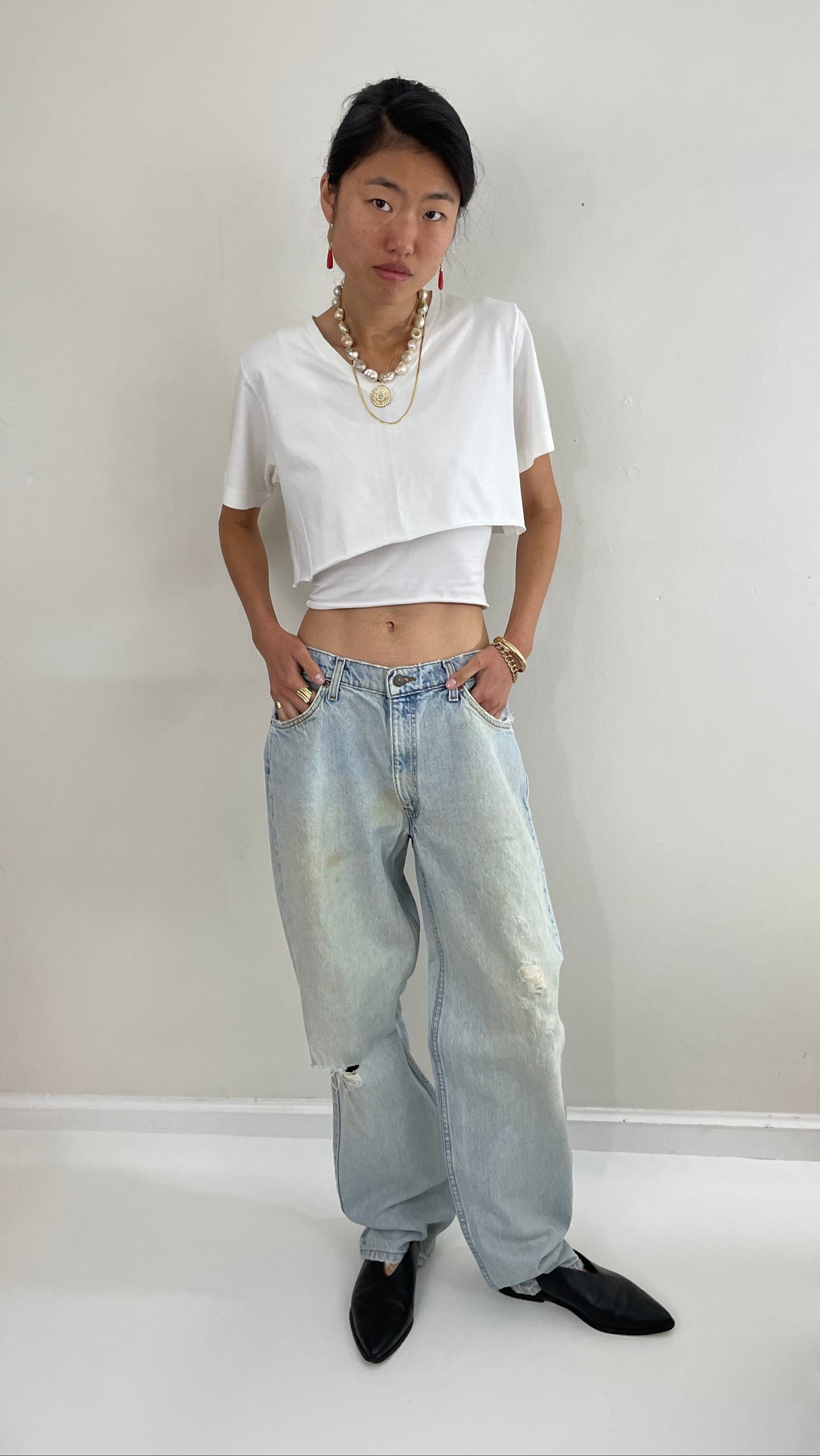 vintage Levi's  550 baggy faded light wash zipper relaxed fit tall Levis dad orange tab jeans size 35 x 33