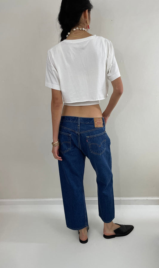 Vintage 80s Levi's 501 medium wash button fly iconic red tab LEVIS jeans made in USA size 32 x 25