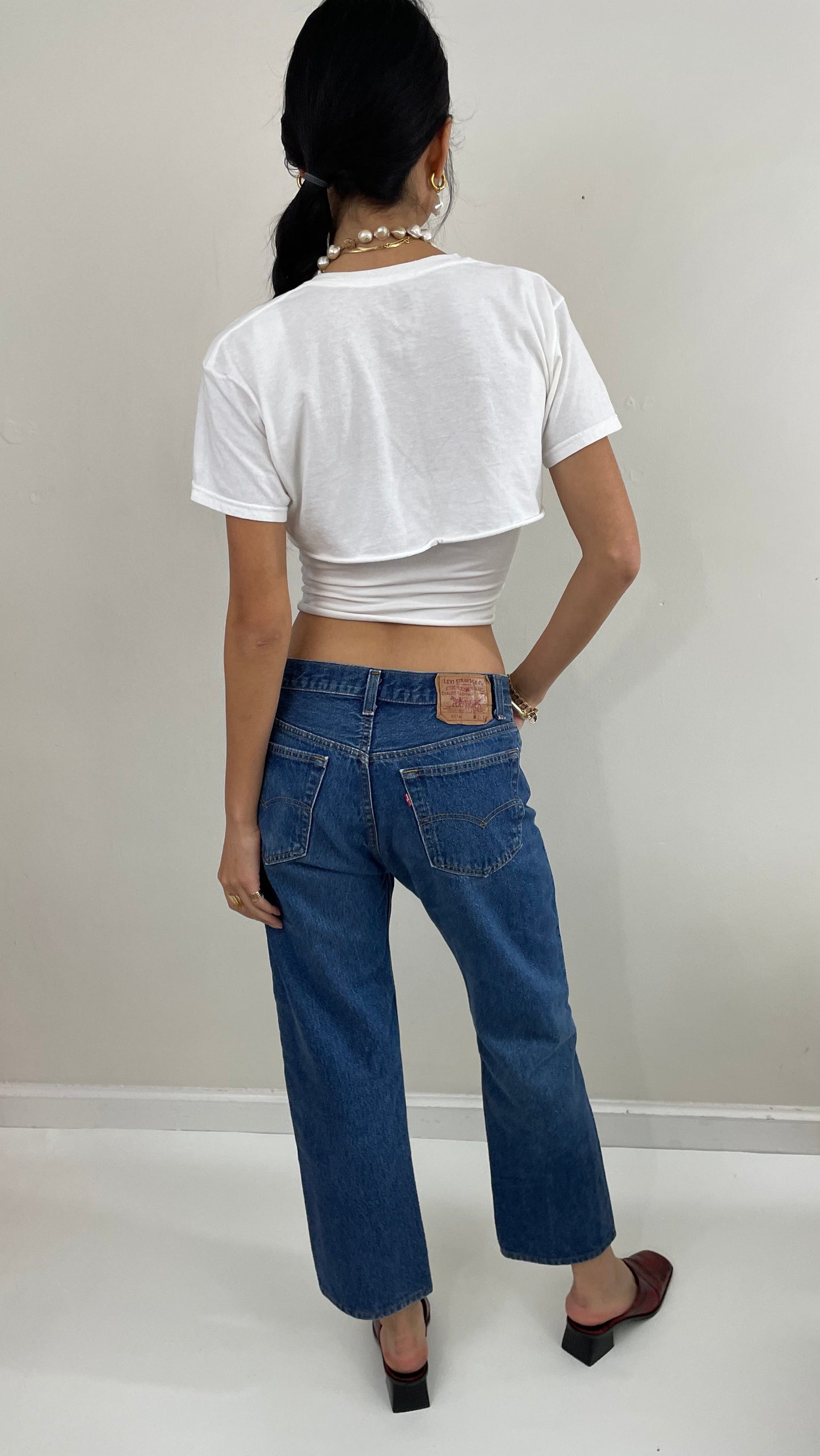 Vintage 80s Levi's 501 Medium Wash Button Fly Jeans USA size 31
