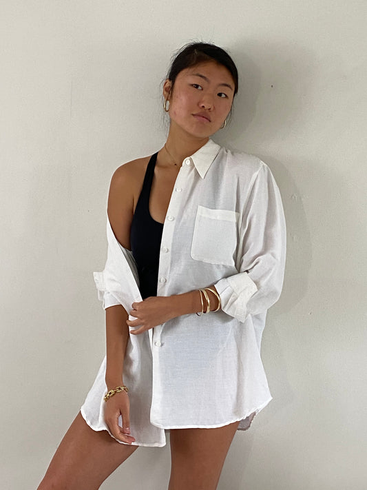 vintage white oversized relaxed semi sheer minimalist blouse | womens Liz Claiborne plus size blouse