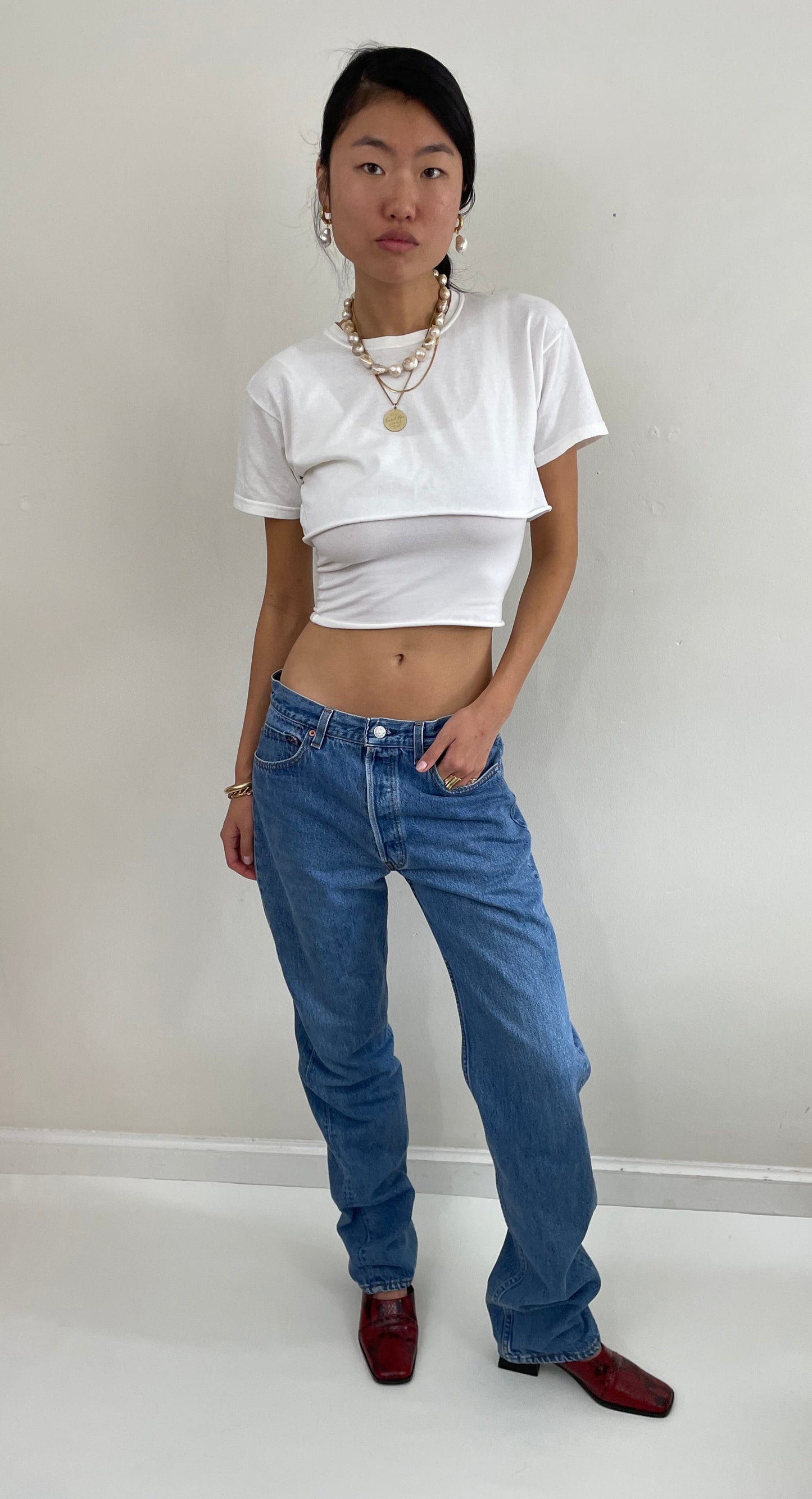 Vintage 80s Levis 501 Button Fly Tall Boyfriend Medium Wash Jeans 32x35