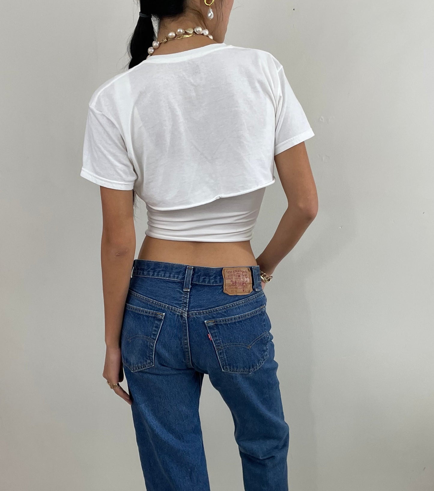 Vintage 80s Levi's 501 Medium Wash Button Fly Jeans USA size 31