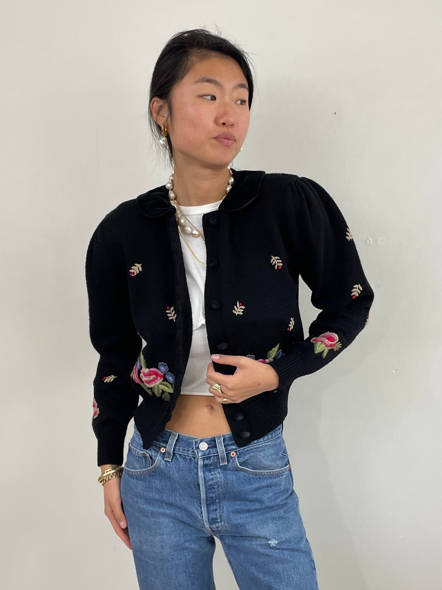 Vintage Embroidered Floral Black Velvet Collar Cardigan Small
