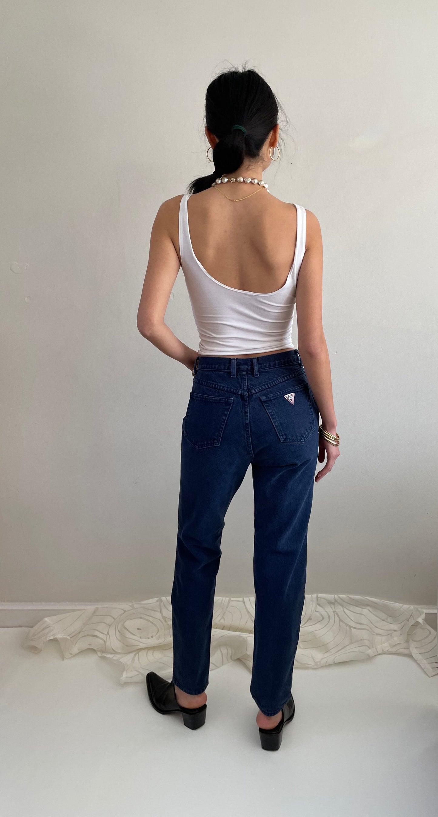 vintage 90s GUESS dark blue high waisted jeans 27 Waist